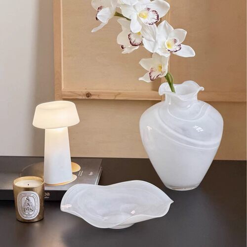 2025新款白色宋代美学白色侘寂风玻璃花瓶感小众摆件桌面花瓶