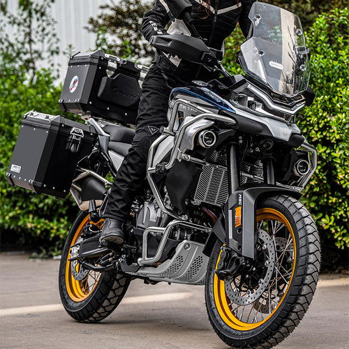 适用于春风800mt上下护杠