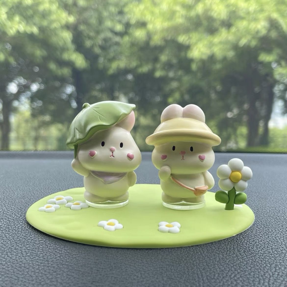 女士高级感车摆件可爱小