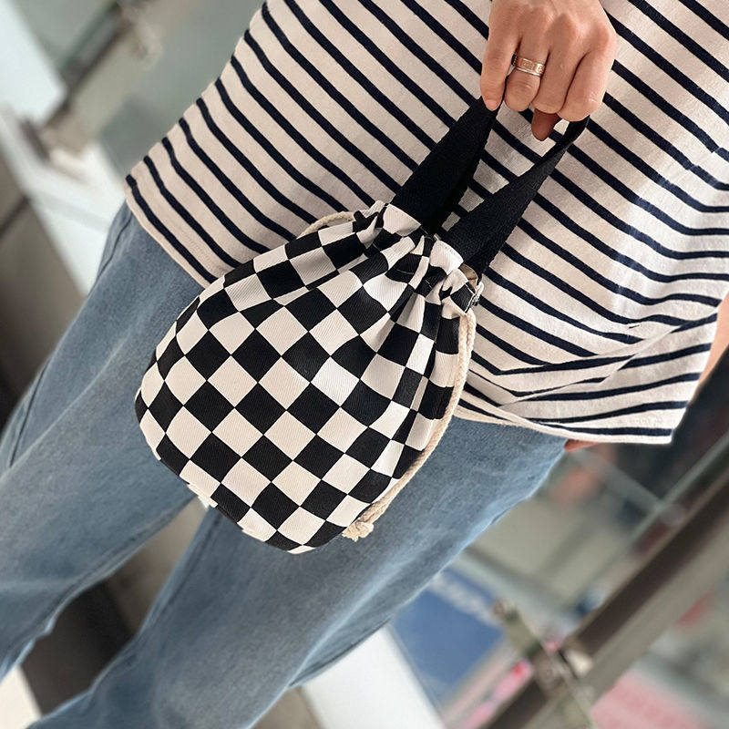 迷你精致小袋子新款帆布抽绳束口手提袋便携可爱水杯袋夏季外出迷