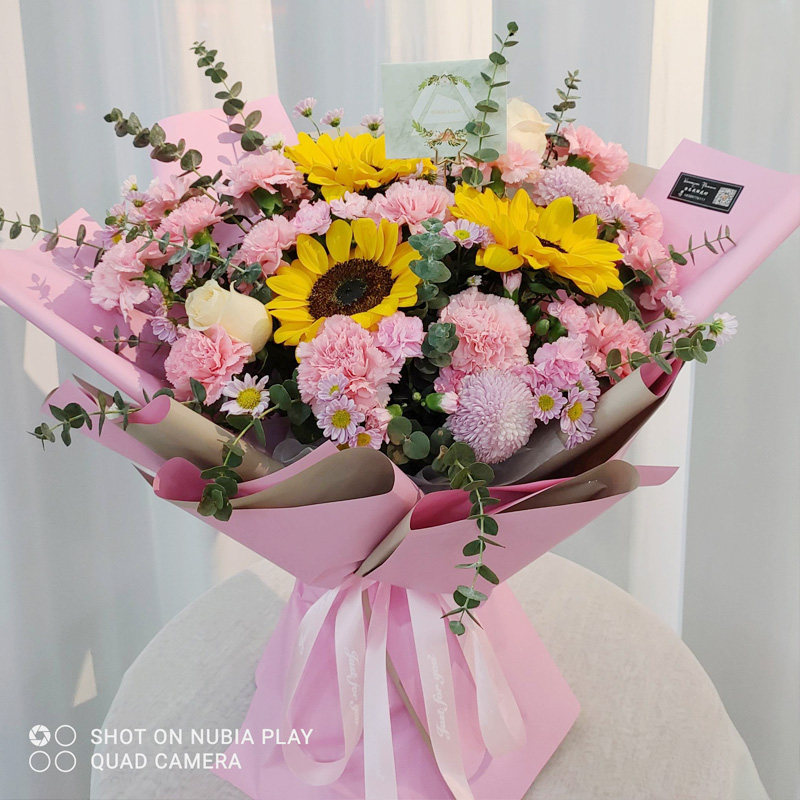 唐山同城鲜花多头小玫瑰蔷薇花束狂欢泡泡七夕情人节生日探望送花