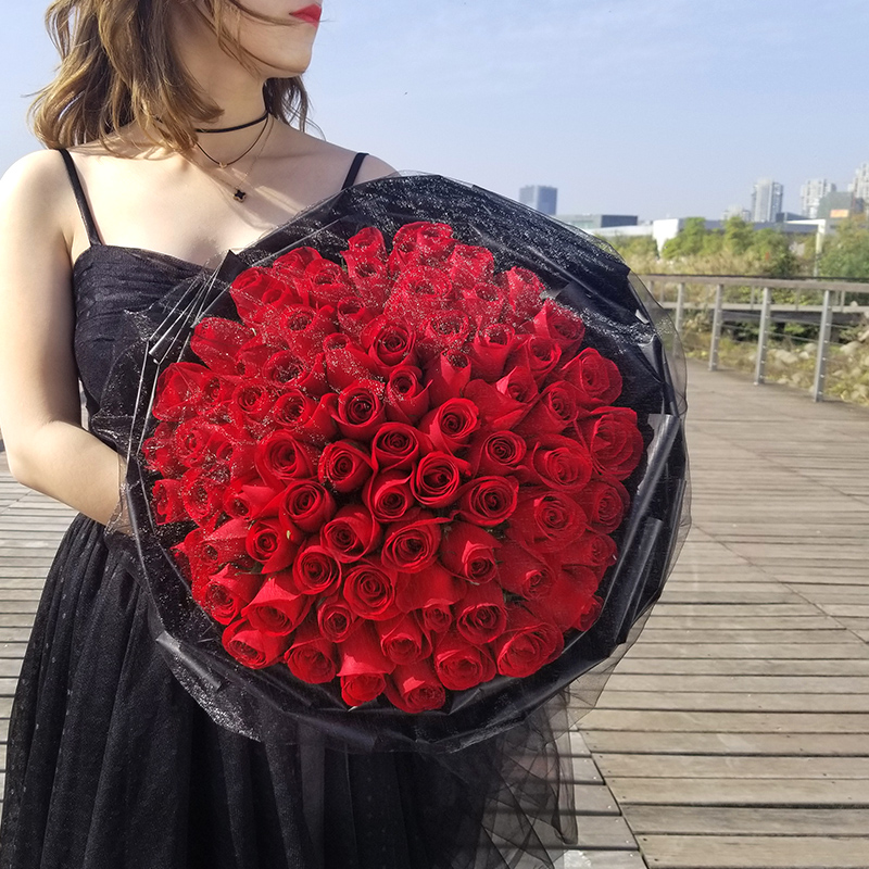 天津红玫瑰花束礼盒鲜花速递同城生日北京沈阳石家庄南京配送花店