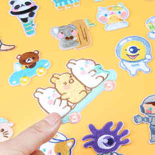 卡通自粘补丁贴儿童衣服裤 饰布贴破洞刺绣修补贴图案贴布 子包包装