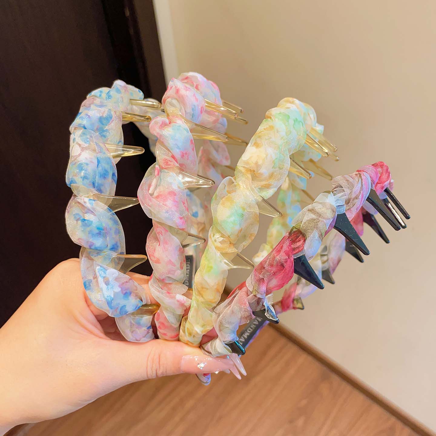 儿童超仙碎花发箍小女孩时尚洋气碎发头箍女童带齿防滑发卡不勒头