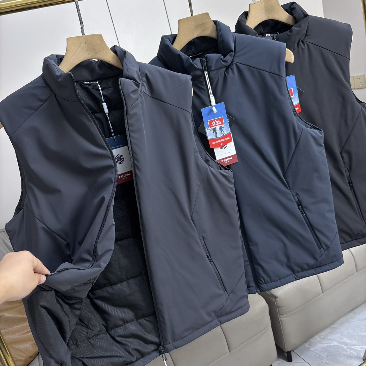 户外科技五防面料！秋冬防风防泼水加厚保暖立领棉马甲背心外套