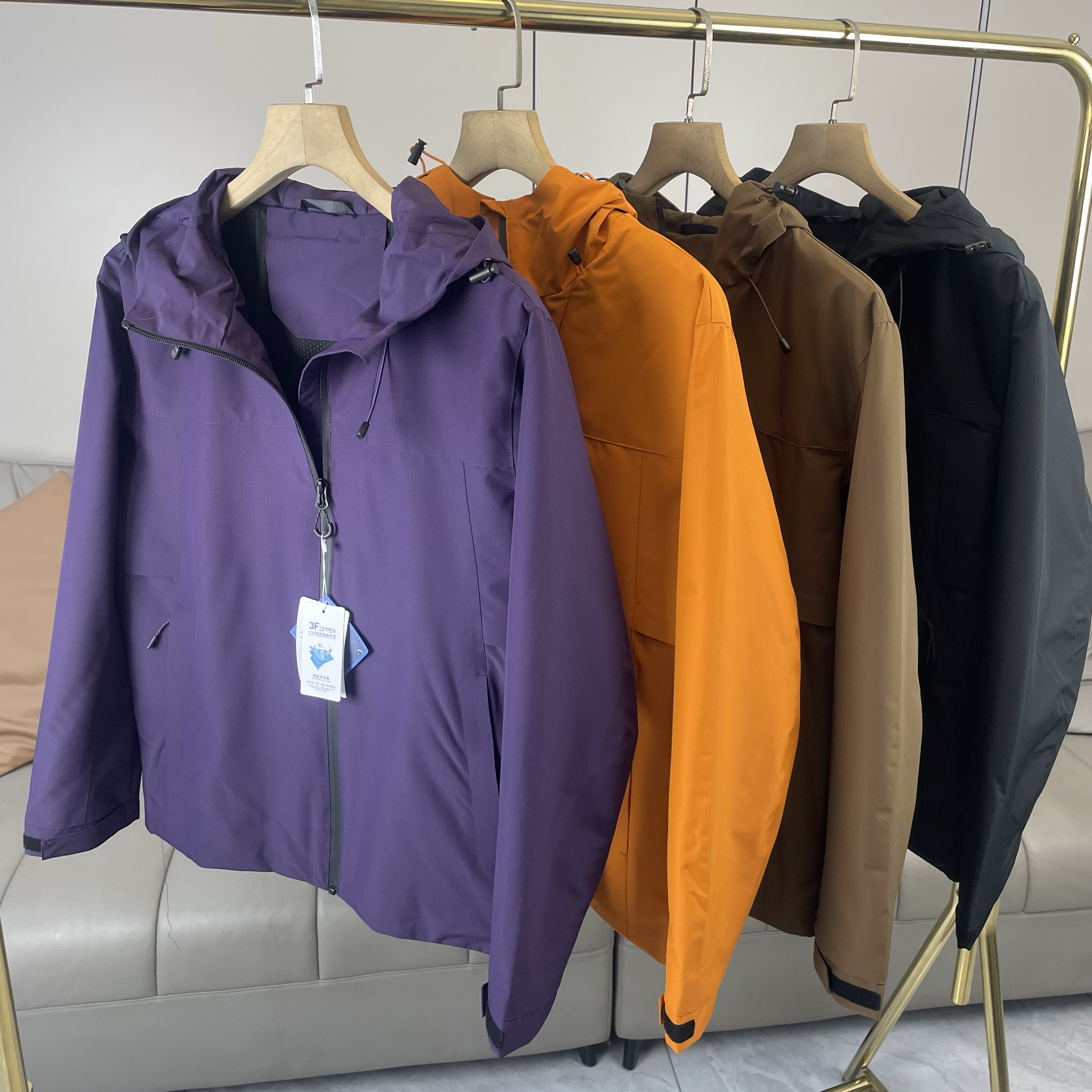 山系冲锋衣透气排湿防风衣