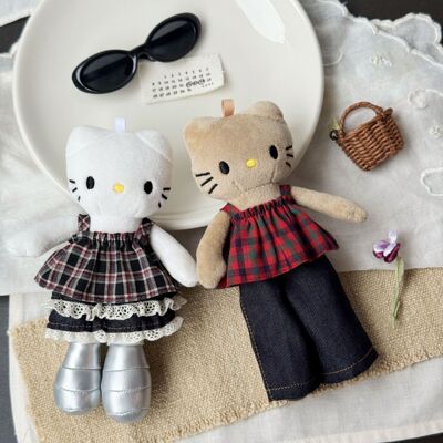 长腿kitty/10cm圣诞格纹吊带裙