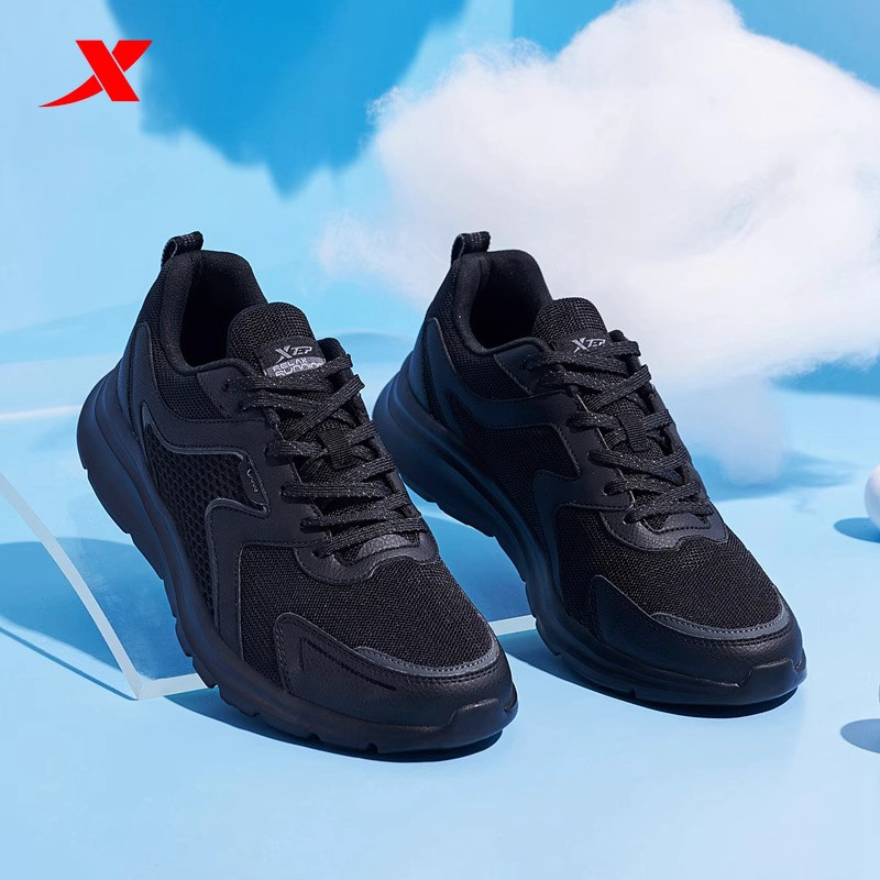 特步跑步鞋黑色爸爸鞋耐脏男款秋冬网面慢跑健步防滑超轻休闲鞋