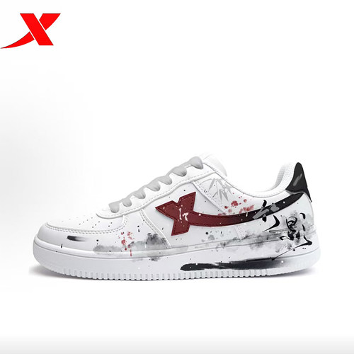 特步板鞋国风新中式简约清新百搭