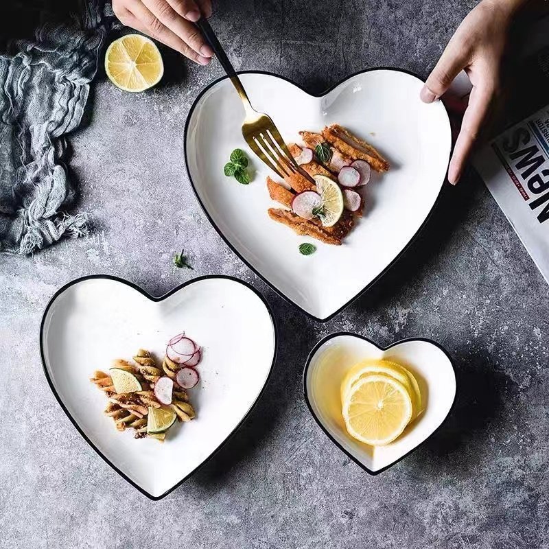 4只装分格餐盘子陶瓷餐盘ins风高颜值碟减脂分餐三格盘一人食餐具