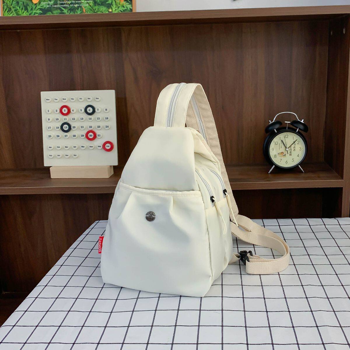 自行车骑行专用背包双肩包新款时尚大容量轻便胸包休闲高级多功能