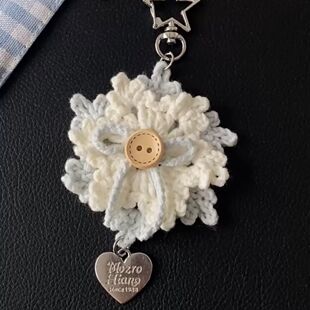 书包装饰品小配件小红书同款蝴蝶结纽扣钩针雪花挂件小众爱心书包