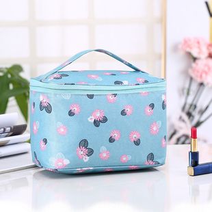 化妆包便携式小高级韩版学生化妆包便携外出口红包新款小洗漱包可