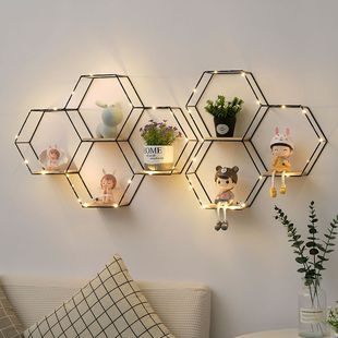 小房间温馨布置客厅墙上装饰置物架网红餐厅卧室墙面布置组合壁挂