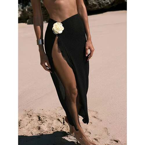 E 15945 Solid Color Beach Dress with 3D Flowers 立体花朵沙