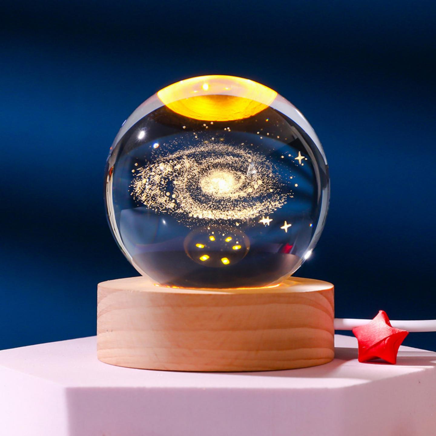 创意星空发光水晶球玻璃球小夜灯桌面摆件男生日礼物女生实用走心