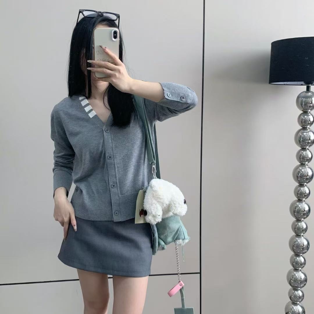 TBV领羊毛女款毛衣开衫针织衫