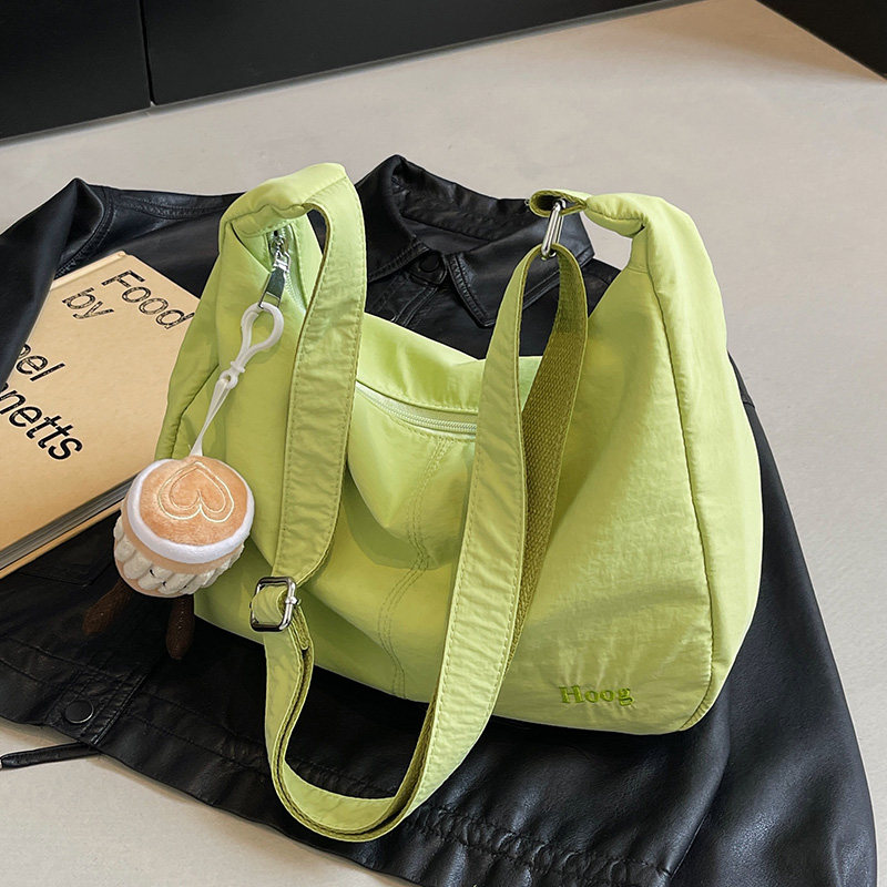 新款饺子包女斜挎大容量ins风百搭休闲单肩包防泼水尼龙旅行包男 - SJHSJH16包先生出品