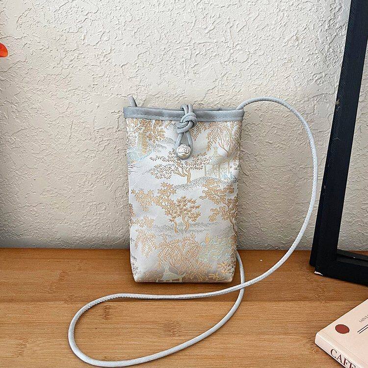 夏天装手机的小包包新中式国风手机包女2026夏季新款时尚刺绣小方