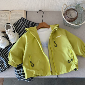 男童冲锋衣外套2026春秋新款 潮 儿童休闲连帽上衣小男孩帅气拉链衫