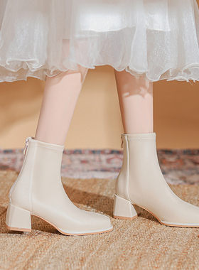 真皮白色高跟短靴女2026秋冬加绒保暖防滑增高粗跟瘦瘦软底马丁靴