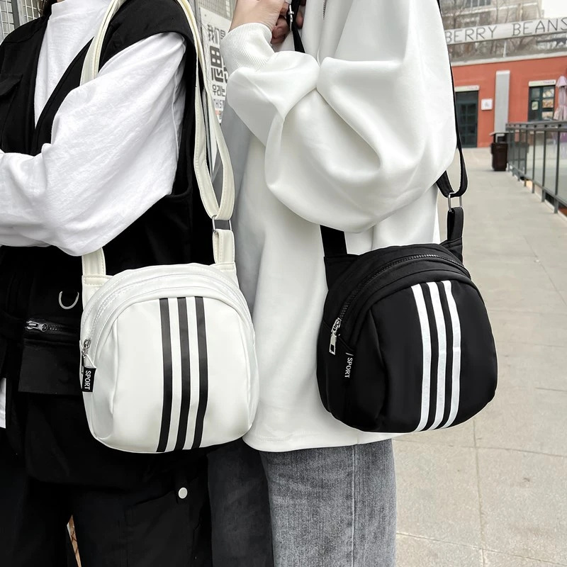 超火2025新款防水牛津布包贝壳包时尚斜挎包轻便单肩包百搭女包包