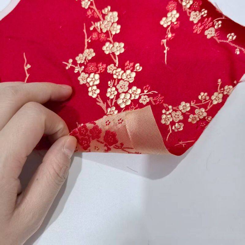 缝荷包的布料织锦缎布头