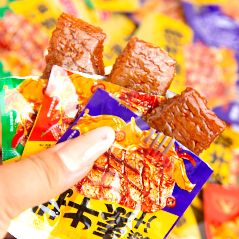 手撕素牛排素肉辣条豆干小零食网红款解馋小吃休闲食品好吃素牛肉