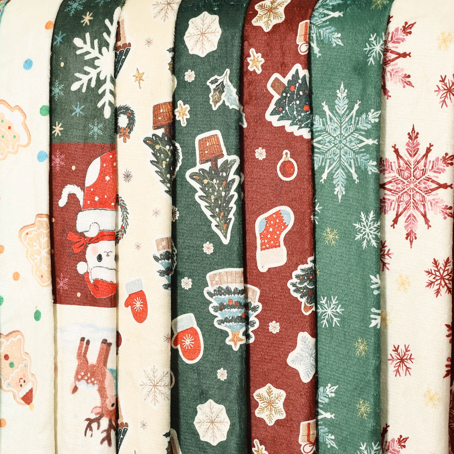 金貂绒布料珊瑚绒圣诞服装面料