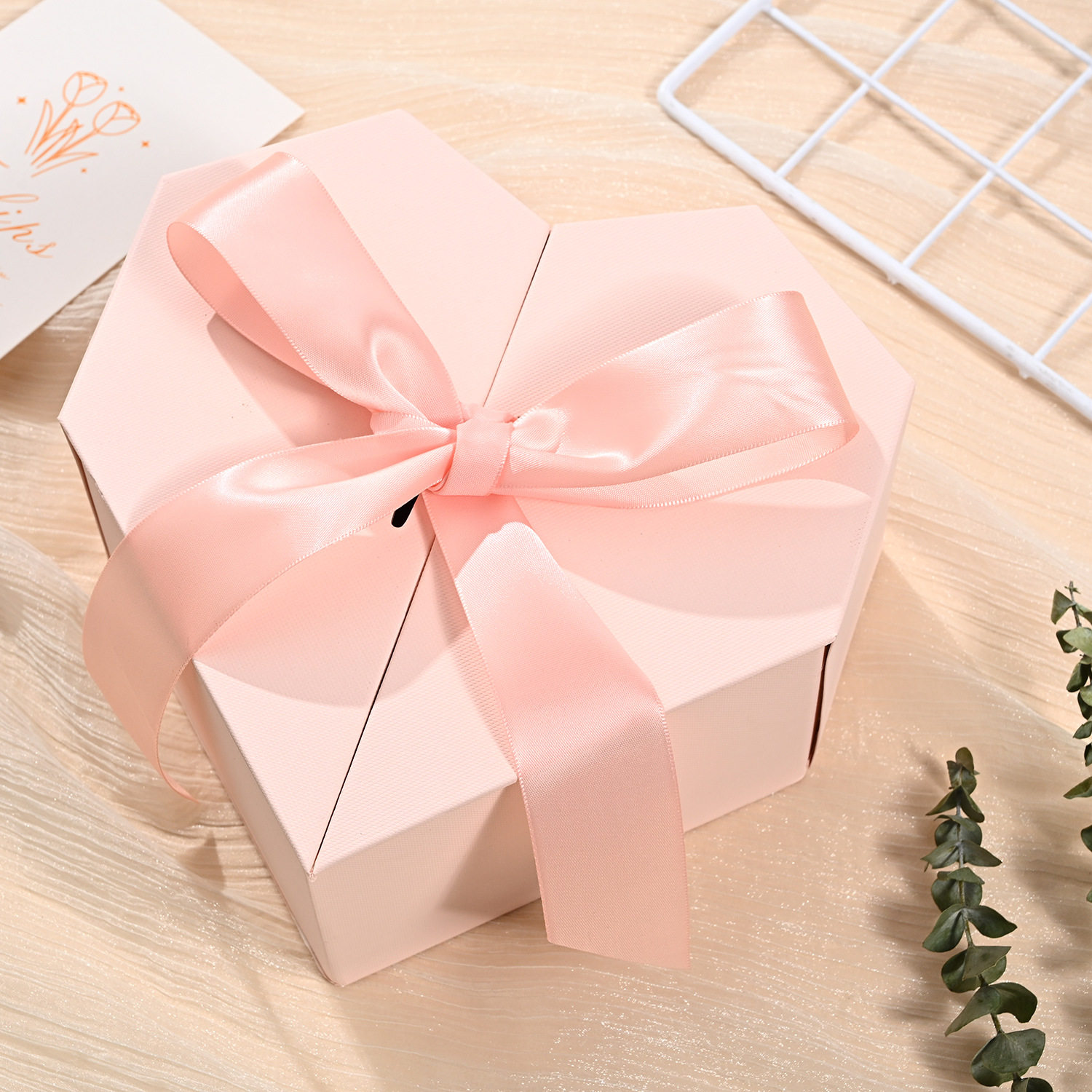 爱心玩偶礼品包装盒生日礼物伴手礼浪漫朋友高档鲜花礼盒ins风