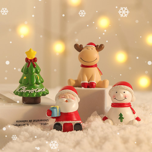 2025年新款圣诞节小礼品桌面摆件