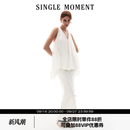 SINGLE MOMENT 26SS法式浪漫挂脖扭花A摆花苞上衣度假风半裙套装