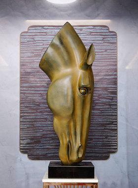 马头欧式现代创意客厅玄关大型摆件树脂工艺品室内办公室家居饰品