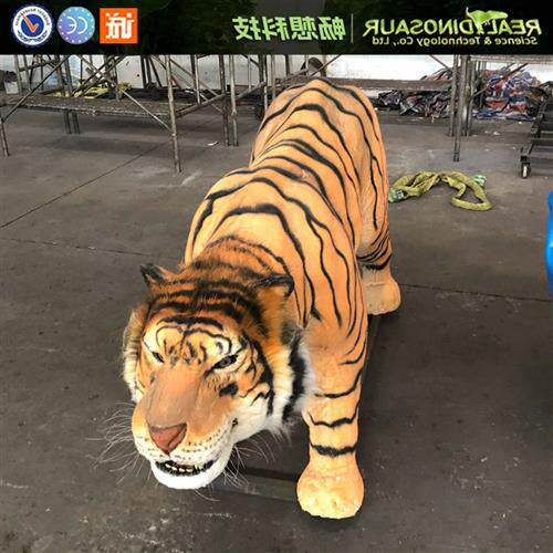 仿真小老虎桌面摆件儿童玩具仿真动物模型毛绒汽车内饰品摆件动雕