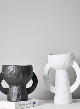 黑白色简约双耳朵陶瓷花瓶现代创意家居客厅插花软装饰品摆件