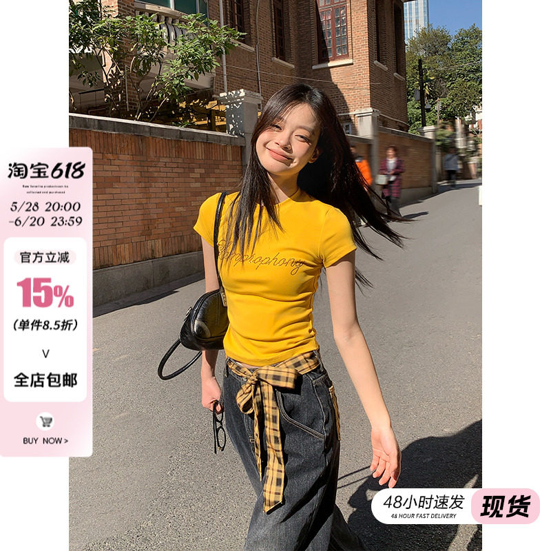 宋正恩黄色字母烫钻正肩短袖t恤女夏季修身显瘦美式辣妹短款上衣