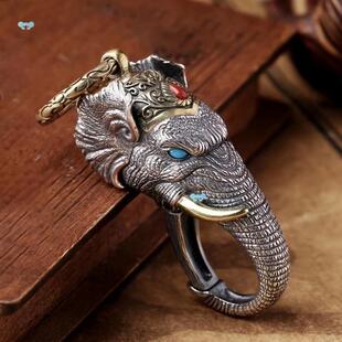 Divine Handcrafted Silvery Keychain Exquise Car银色钥匙扣