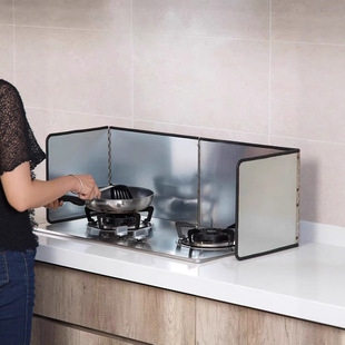 不锈钢挡油板厨房煤气灶台炒菜防油溅挡板加厚耐高温挡板隔热板