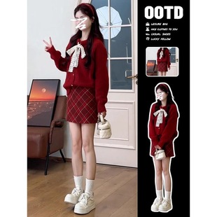 2025新年过年战袍红色毛衣连衣裙子女冬新款氛围感穿搭一整套装