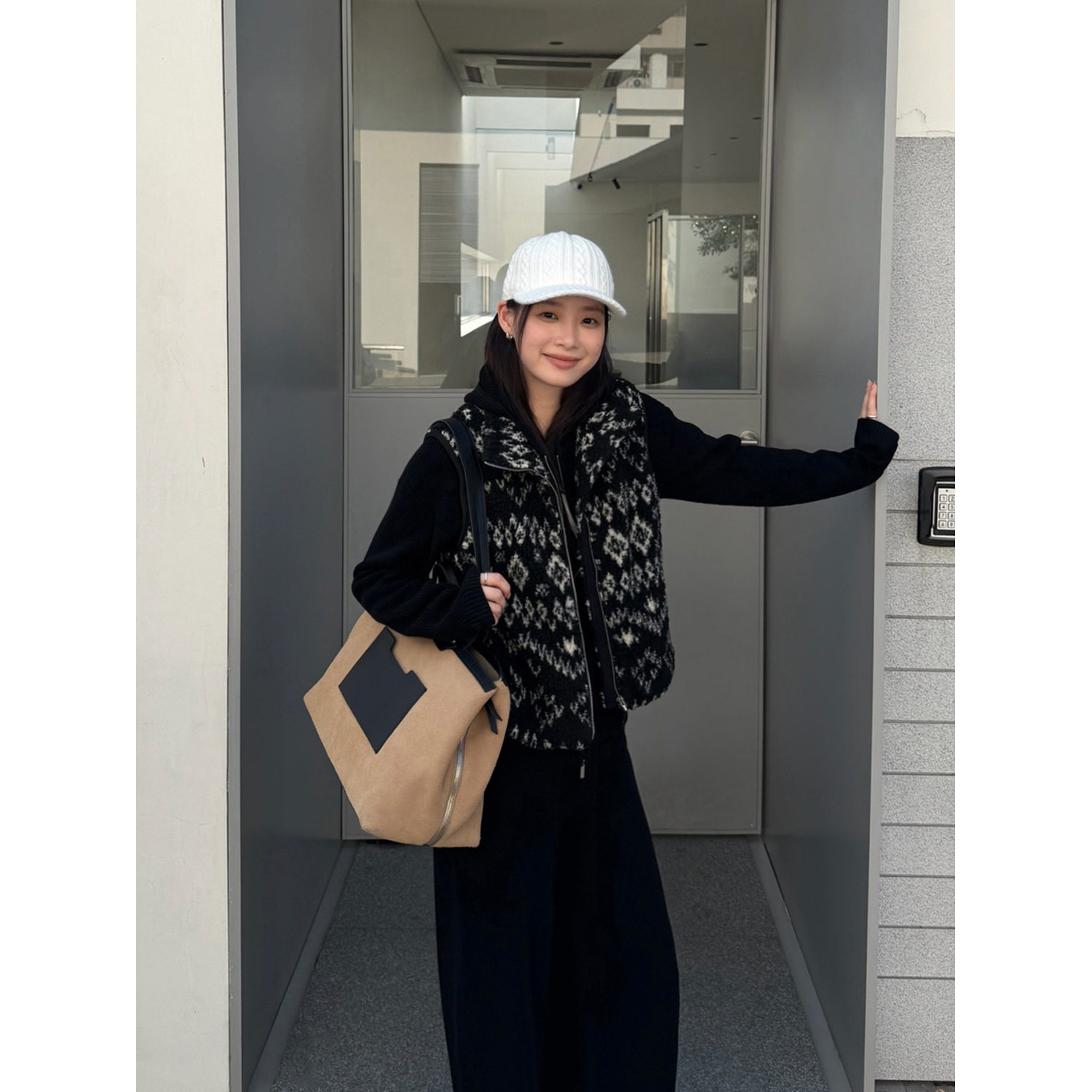 韩迅 复古费尔岛提花摇粒绒马甲女2026冬款双面暖感立领外套27578