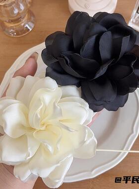 立体缠绕项链黑白色超大颈花颈带