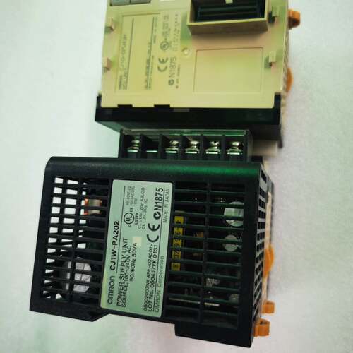 可维修欧姆龙电源CJ1W-PA202CJ1GCPU2个一起走，欢议价