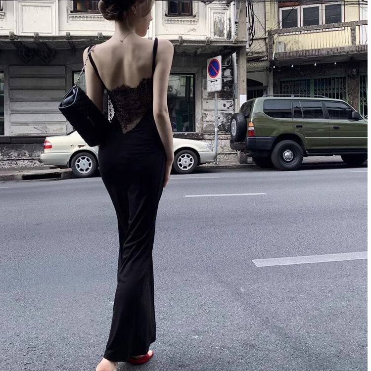 吊带鱼尾露背蕾丝开衩连衣裙女春装裙子2025新款摇曳生姿欲感拉满