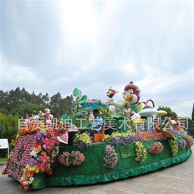 节庆巡游彩车节庆传灯巡游花车节日装饰宣传彩车华亦彩彩车布置