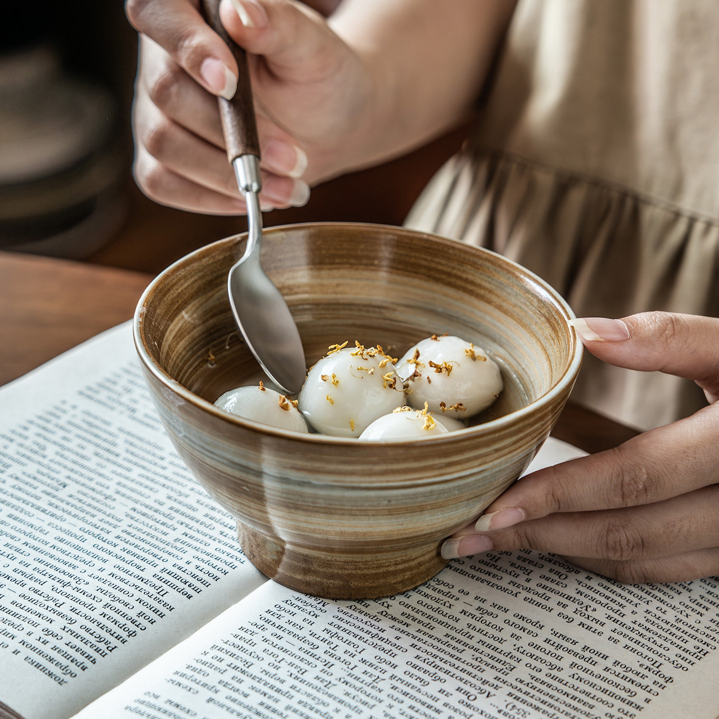 米饭碗家用陶瓷碗日式饭碗沙拉碗早餐碗微波炉专用中古侘寂风餐具,餐饮具,碗,淘宝优惠券,粉丝福利购,淘宝优惠卷