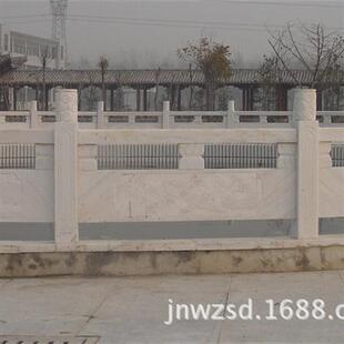 供应草白玉石料栏板厂家山东白玉护栏价格大桥汉白玉栏杆报价