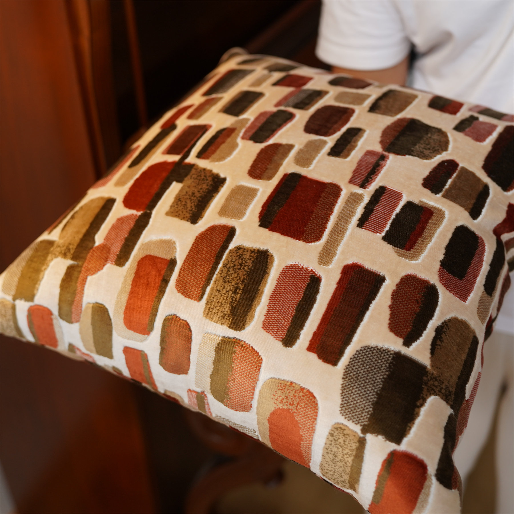 『绒面宝石琥珀棕』图案抱枕套客厅沙发靠垫样板间高级感软装腰枕