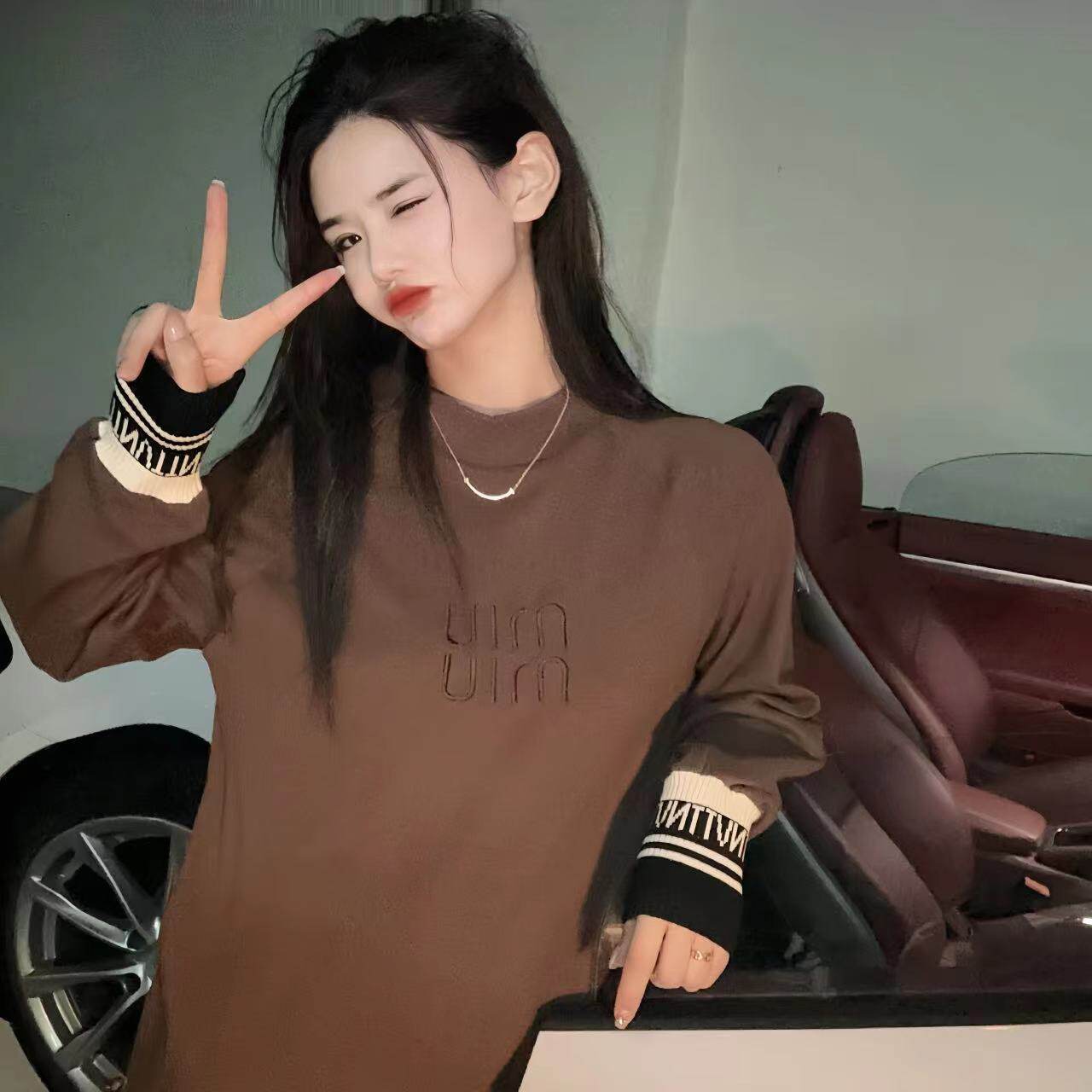 李西西【MM】澳绒保暖卫衣双面绒刺绣打底单穿卫衣宽松长袖时尚