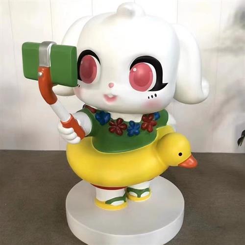 定制户外大型玻璃钢卡通雕塑校园人物吉祥物商场景观园林落地摆件