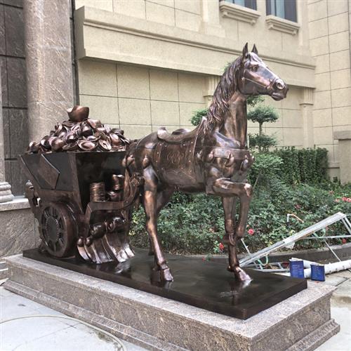 定制锻铜马拉车户外铸铜战车广场铸铜马拉车雕塑陈列雕塑摆件